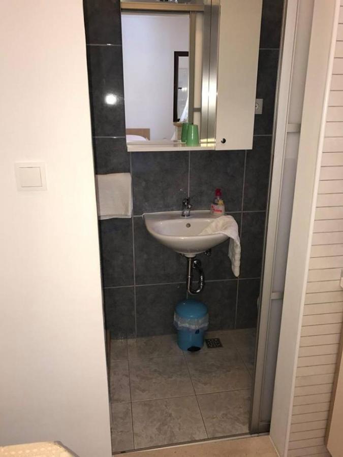 Apartments Aniko Saric Tučepi Εξωτερικό φωτογραφία