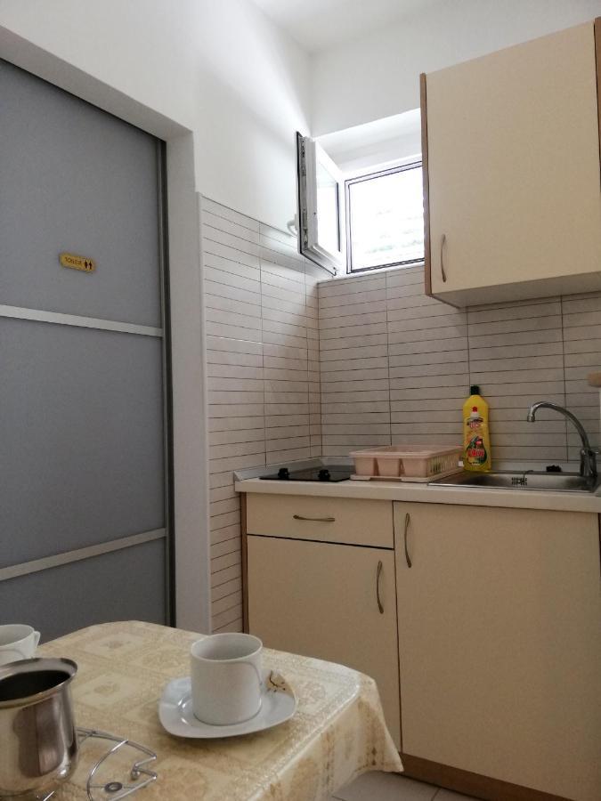 Apartments Aniko Saric Tučepi Εξωτερικό φωτογραφία